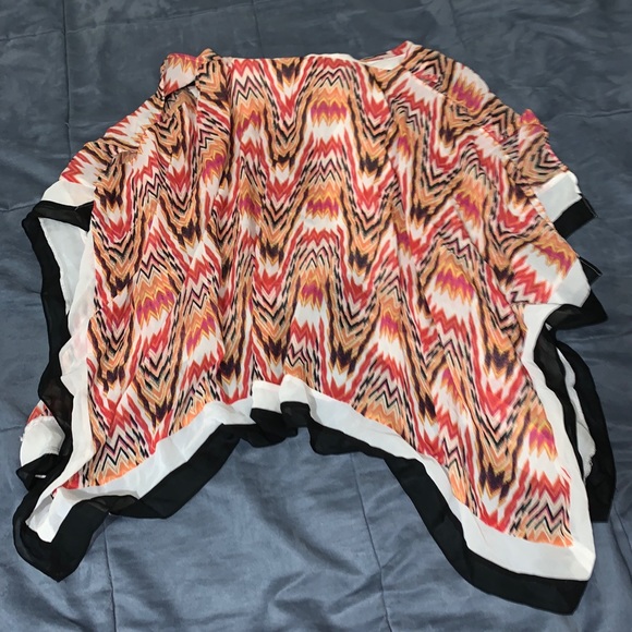 Bebe Shirt - Picture 2 of 2